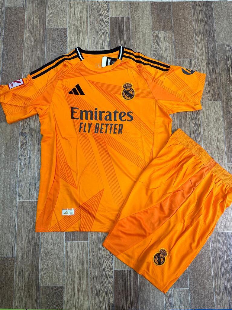 Uniforme deportivo AAA Real Madrid