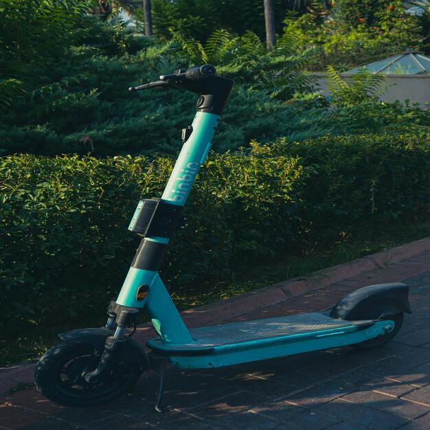 PATINETAS CON MOTOR USADAS: CÓMO EVALUAR SU BATERÍA Y AUTONOMÍA REAL